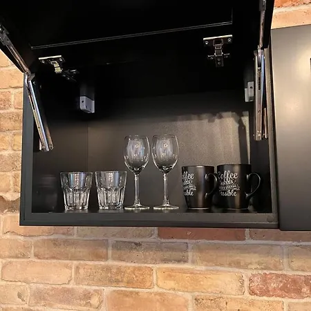 Апартаменты Luxury In The Center , Wi-fi - By Hik *