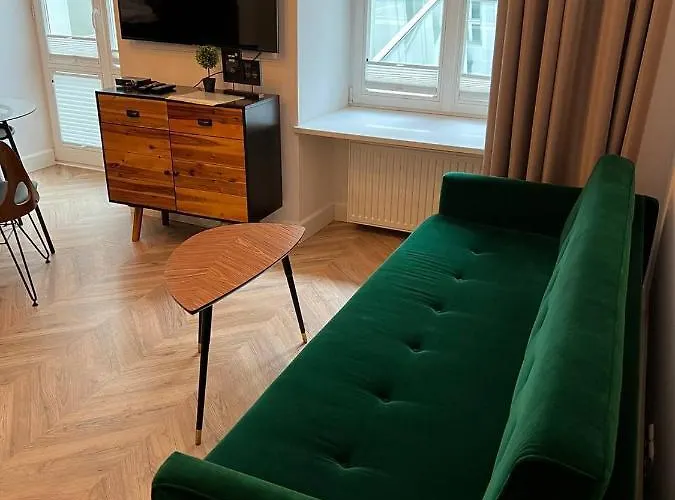 Luxury In The Center , Wi-fi - By Hik شقة وارسو