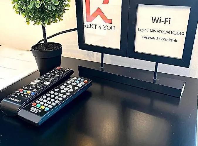 Luxury In The Center , Wi-fi - By Hik * وارسو